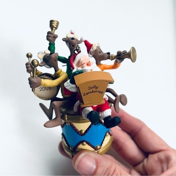 Hallmark Keepsake Kris and the Kringles Christmas Tree Ornament 2001 - Picture 7 of 10